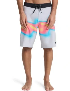 Quiksilver Surfsilk Straight 20 Boardshorts Micro Chip Thermo Stripe