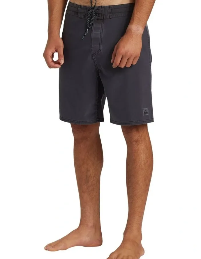 Quiksilver Surf Silk Street Trunk 18" Boardshorts in Black