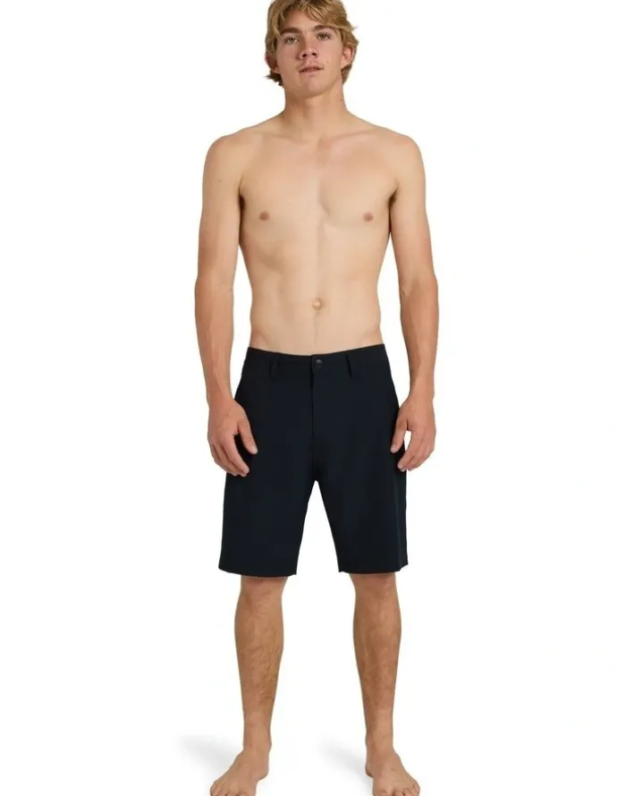 Quiksilver Union Amphibian 20 Hybrid Shorts In Black
