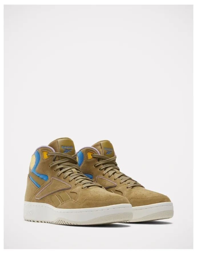 Reebok Atr Chill Mid Sneakers in Brown