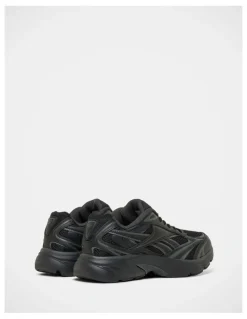 Reebok Belwave Sneakers In Black