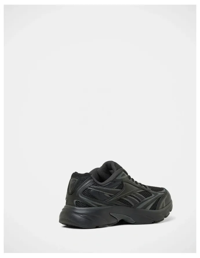 Reebok Belwave Sneakers In Black