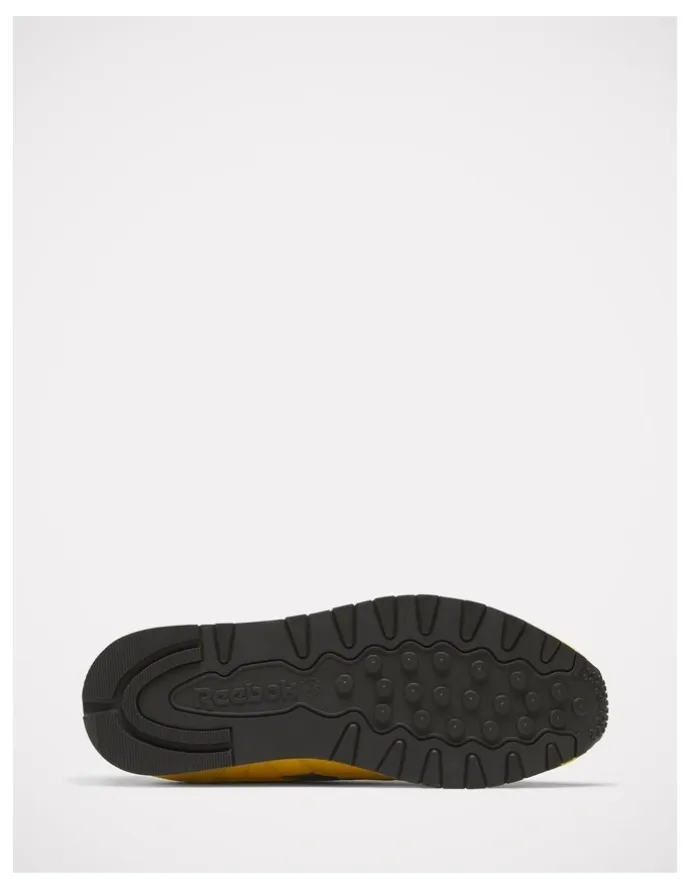 Reebok Classic Leather Sneakers in Yellow