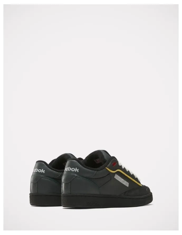 Reebok Club C Bulc Sneakers in Grey