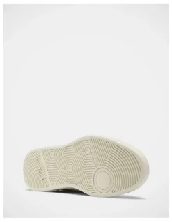 Reebok Court Advance Sneakers in Green