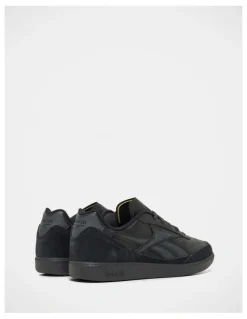 Reebok Finale Sneakers in Black