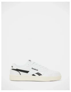 Reebok Match Prime V2 Sneakers in White