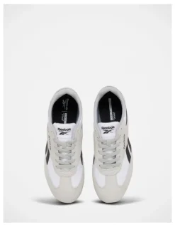 Reebok World 70 Sneakers in White