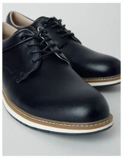 Regatta Storm Comfort Leather Lace Up in Black