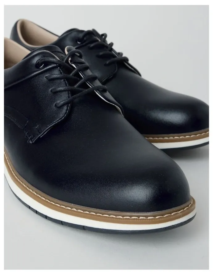 Regatta Storm Comfort Leather Lace Up in Black