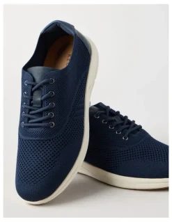 Regatta Bradley Knit Sneaker in Navy