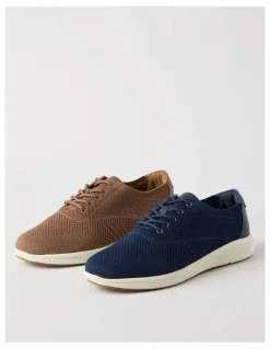 Regatta Bradley Knit Sneaker in Navy