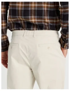 Regatta Chino Pant in Bone