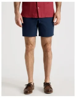 Regatta Deck Short in Navy