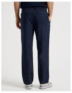 Regatta Travel Pant in Navy