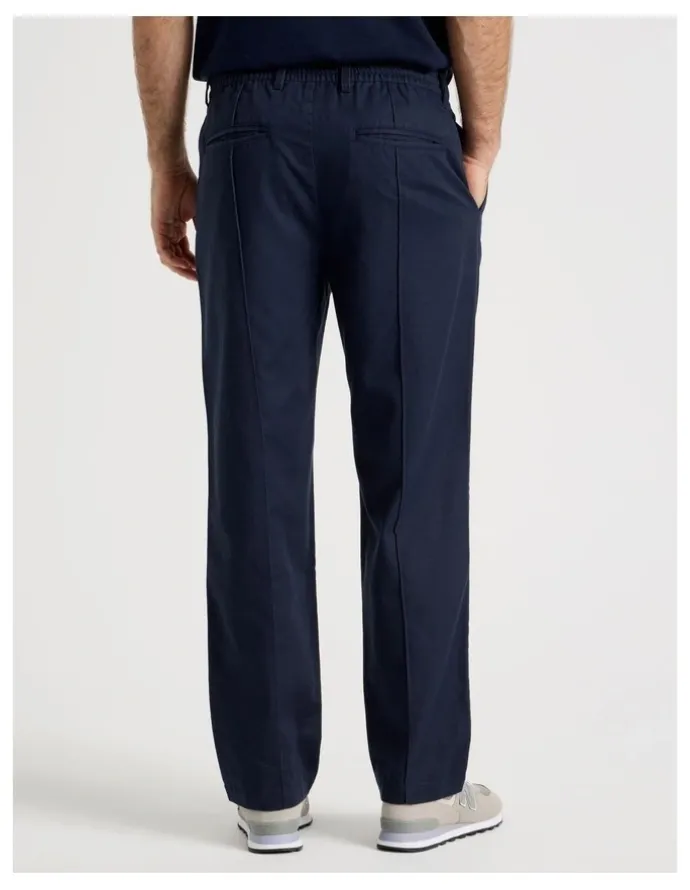Regatta Travel Pant in Navy