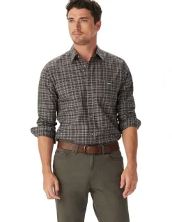 R.M.Williams Warrah Poplin Check Shirt in Blackberry