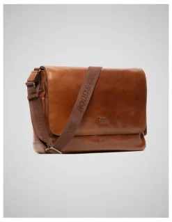 Rodd & Gunn Cambridge Messenger Bag in Cognac