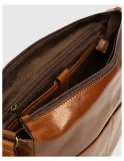 Rodd & Gunn Cambridge Messenger Bag in Cognac