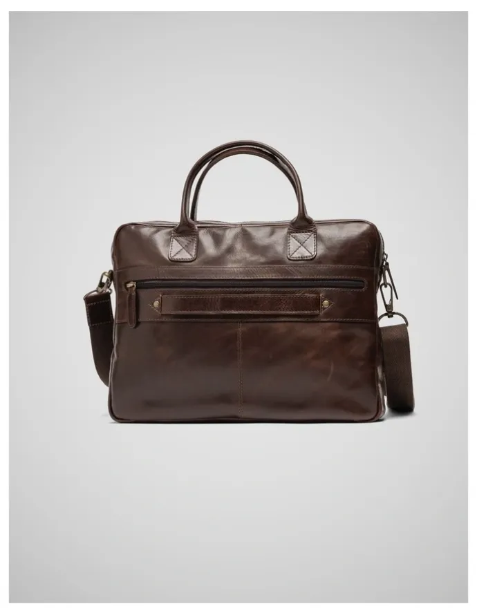 Rodd & Gunn Drury Messenger in Chocolate