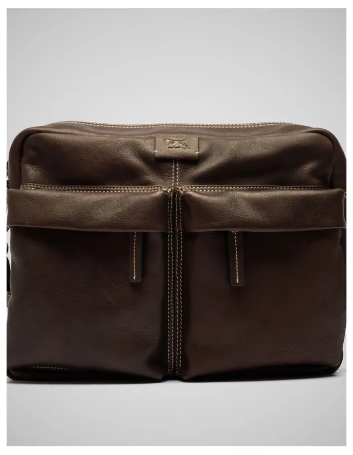 Rodd & Gunn Drury Messenger in Chocolate