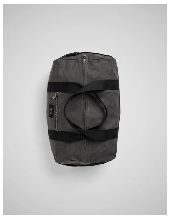 Rodd & Gunn Foxton Duffle Bag in Charcoal/ Onyx