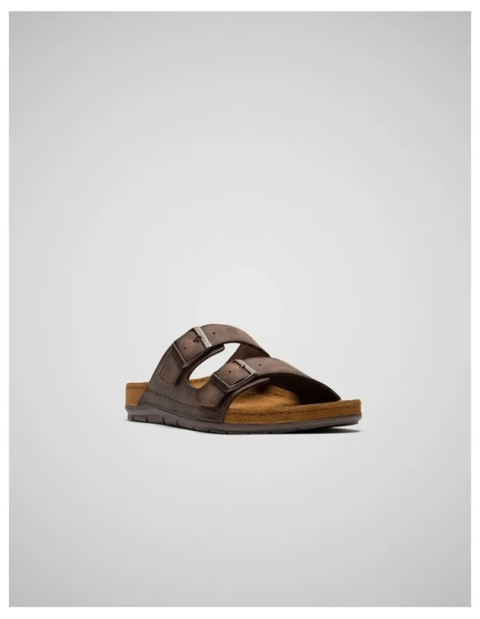 Rodd & Gunn Raglan Slide in Chocolate