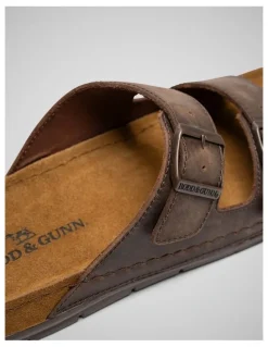 Rodd & Gunn Raglan Slide in Chocolate