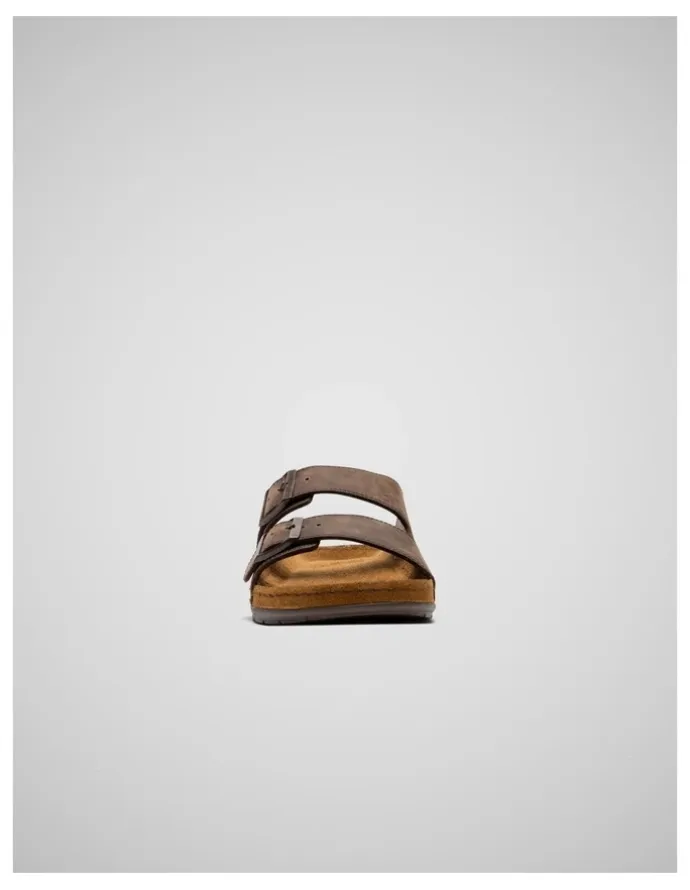 Rodd & Gunn Raglan Slide in Chocolate