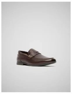 Rodd & Gunn St James Loafer in Brown