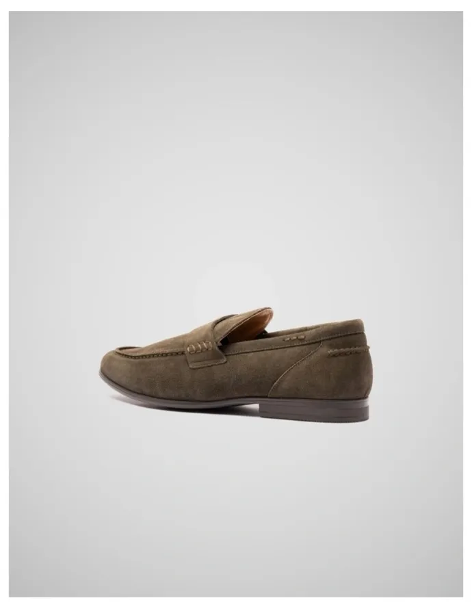 Rodd & Gunn St James Loafer in Olive
