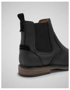 Rodd & Gunn Dargaville Chelsea Boot in Onyx