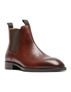 Rodd & Gunn Farmlands Chelsea Boot in Chestnut