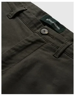 Rodd & Gunn Motion Pant Straight Long Leg in Bayleaf