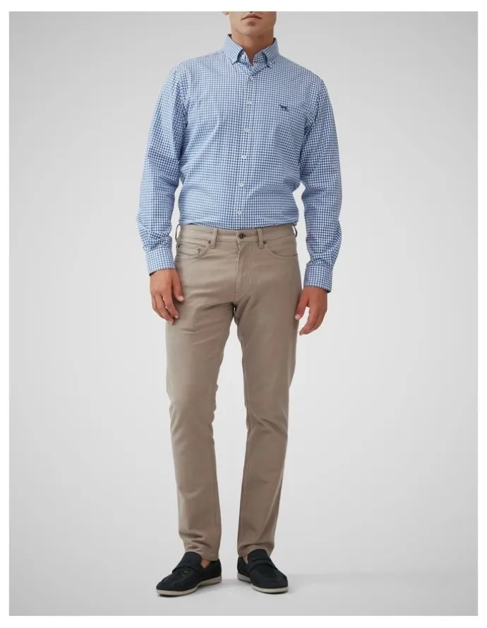 Rodd & Gunn Motion Regular 2 Straight Leg Jean in Sable