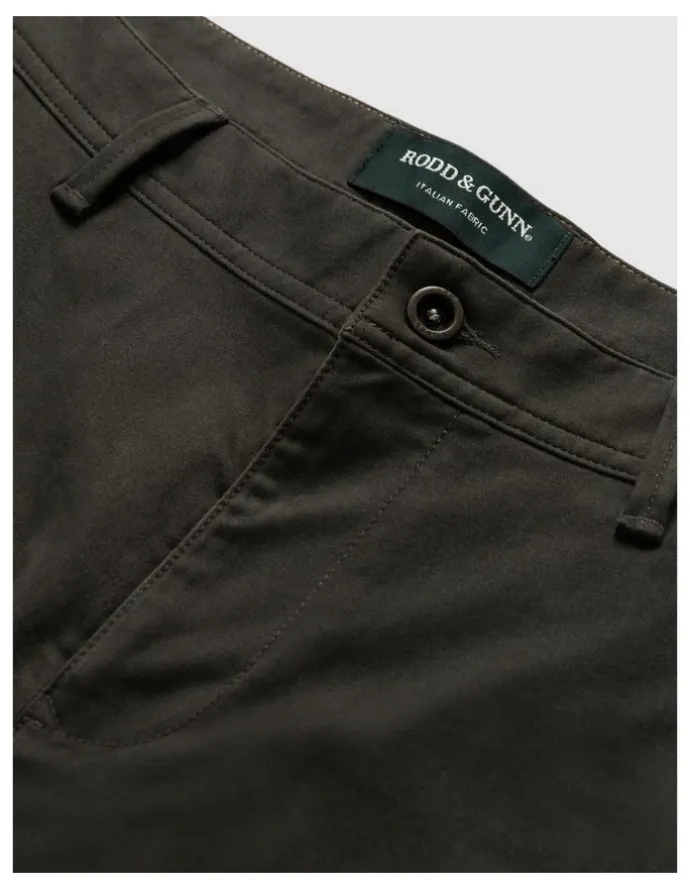 Rodd & Gunn Thomas Road 2.0 Chino Pant Regular Leg in Bayleaf