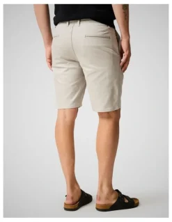 Rodd & Gunn Tongariro Sports Fit 9 Inch Short in Sand
