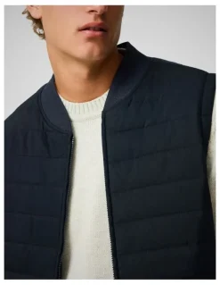 Rodd & Gunn Woodside Vest in Navy