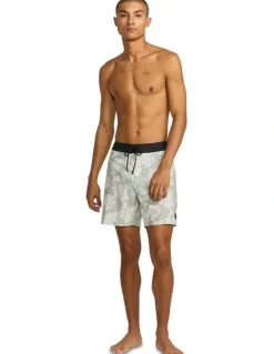 RVCA Down Right Trunk in Green