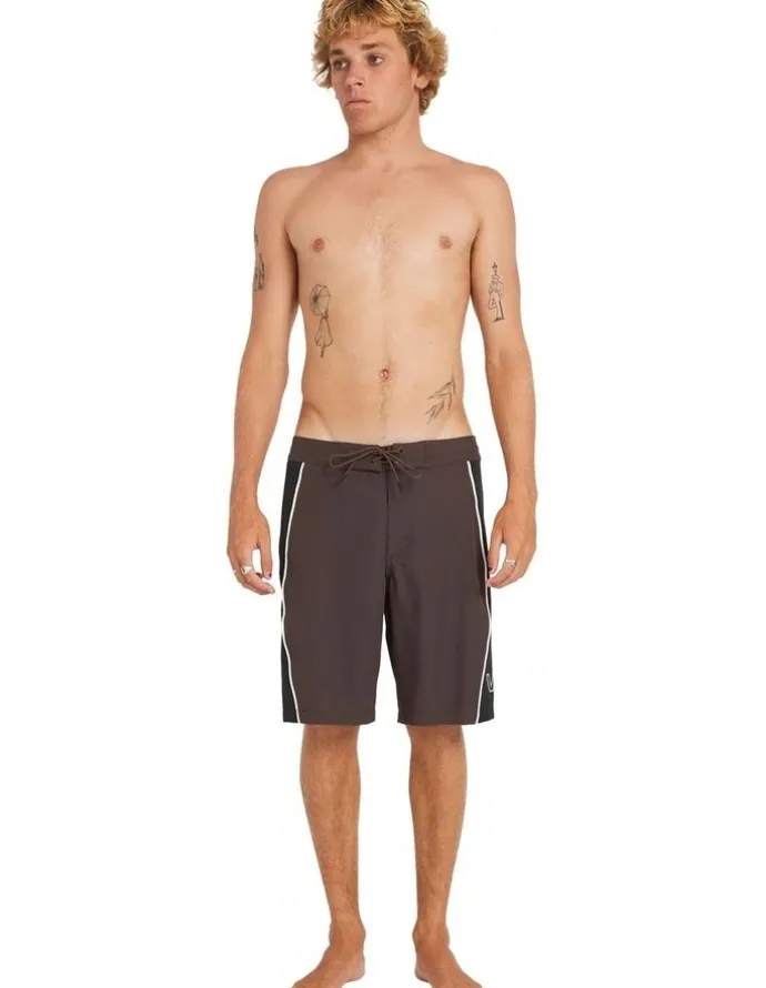 RVCA Retract Boardshorts 20 Inch in Brown