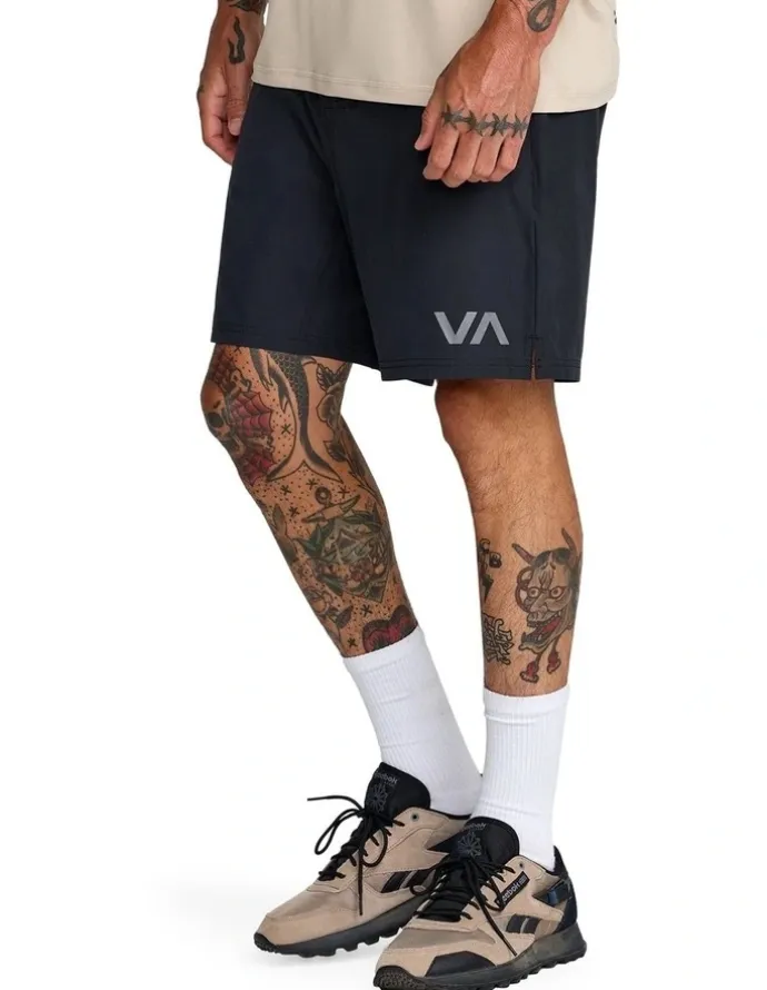 RVCA Scrapper II Walkshorts in Black
