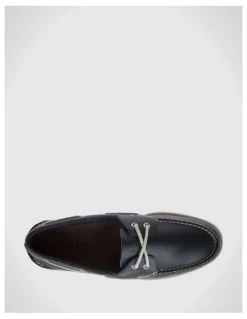 Sperry Boat Shoe in Navy