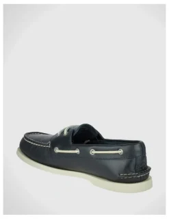Sperry Boat Shoe in Navy