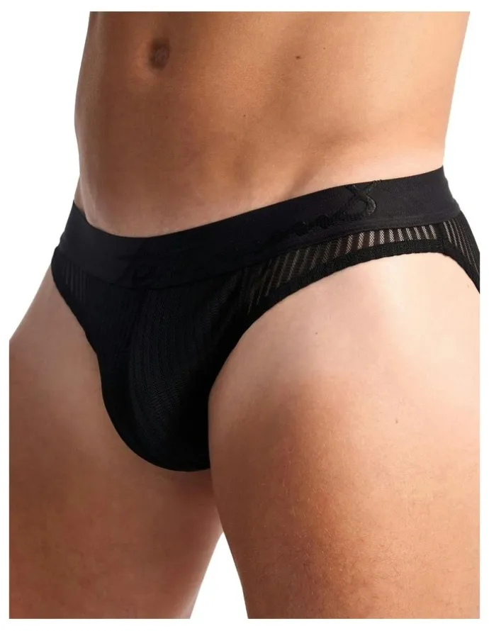 TEAMM8 Casanova Brief in Noir