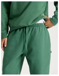 There After Core Elastic Cuff Track Pants in Forest