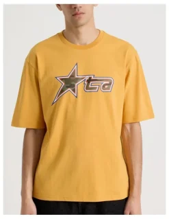 There After Retro Sport Print Short Sleeve Tee in Yellow