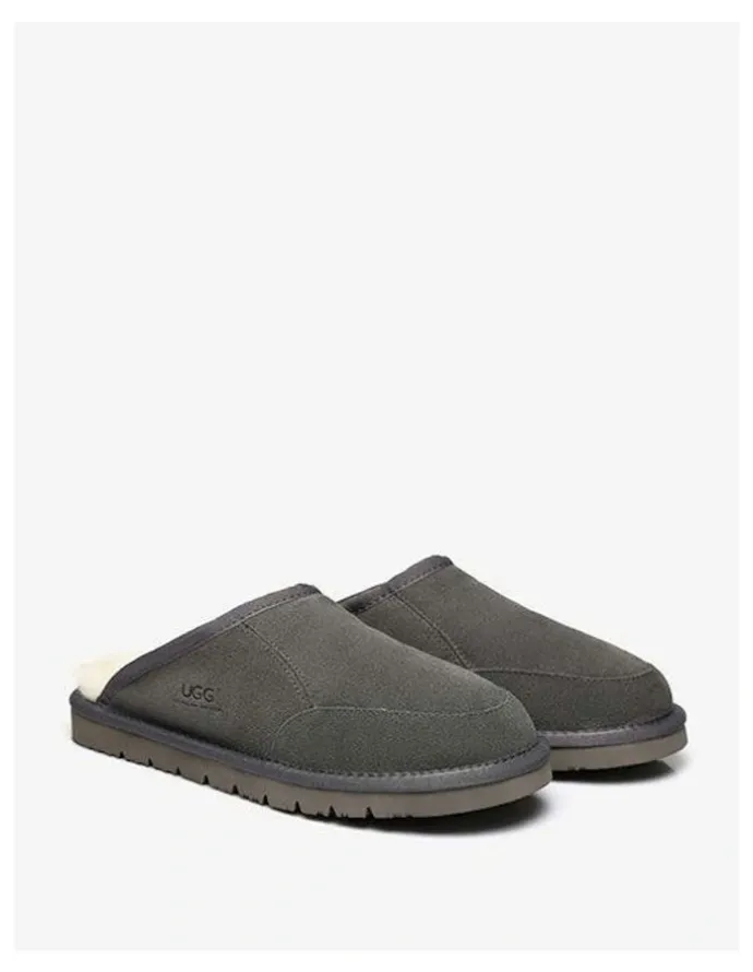 UGG Australian Shepherd Bred Cow Suede Slipper in Grey