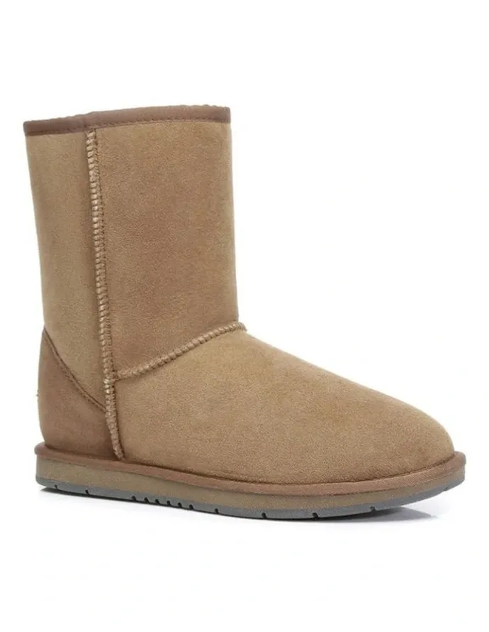 UGG Australian Shepherd Short Classic Boots in Chestnut M