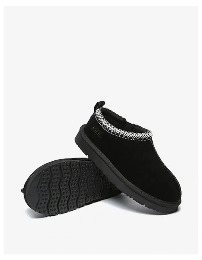 UGG Australian Shepherd Valen Cow Suede Boots in Black