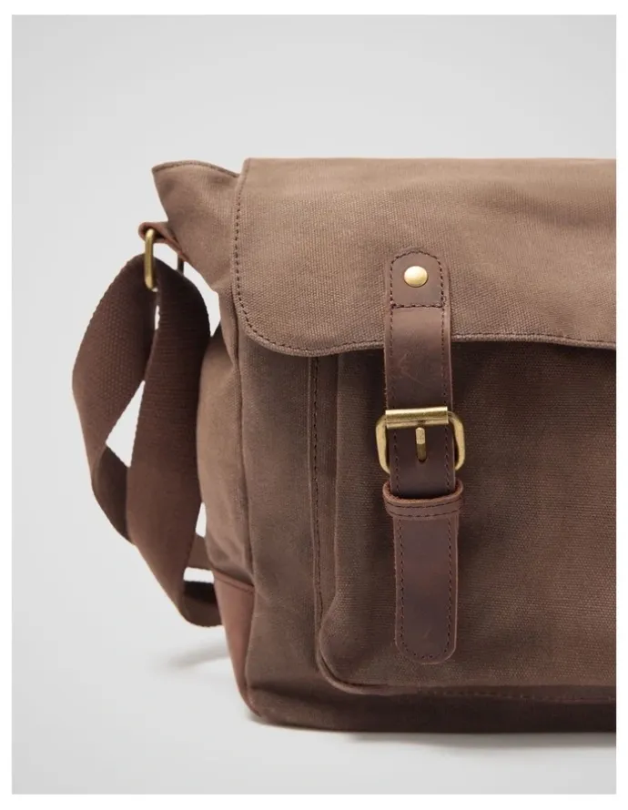 Unison Leo Satchel